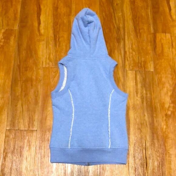 Old Navy Purple Sherpa Vest Size XS - Picture 3 of 11